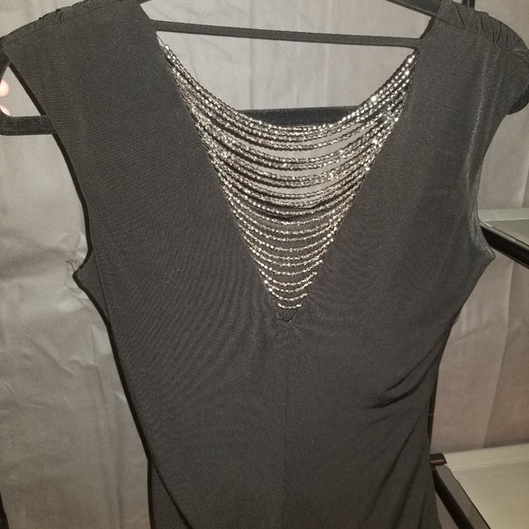 Black top - Picture 2 of 3